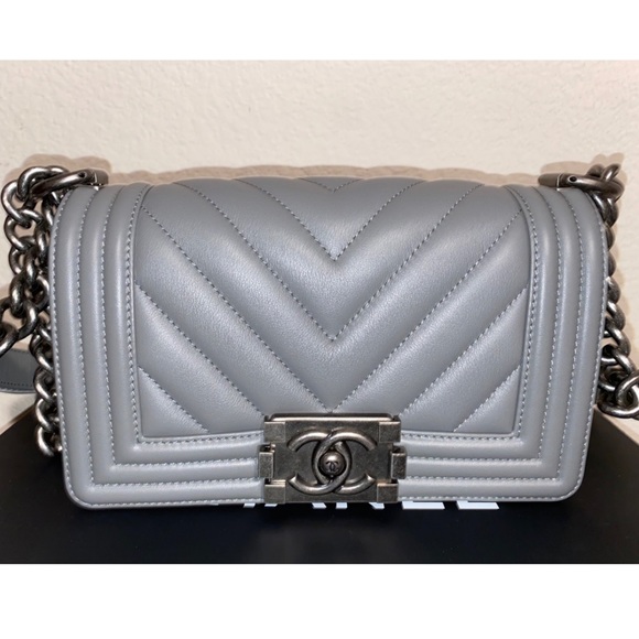 RARE CHANEL LE BOY BAG - Picture 3 of 16